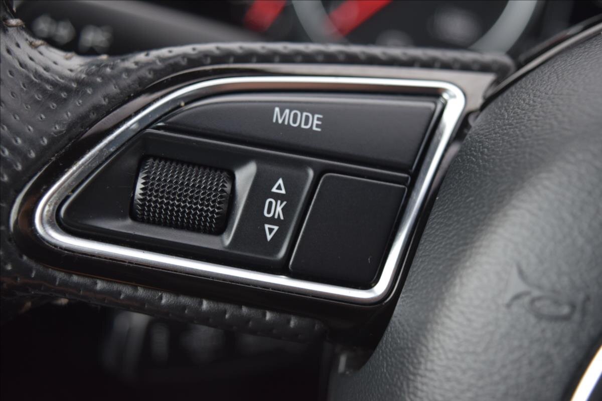 Audi Q5 SUV / Terénní 3,0 l 180 kw