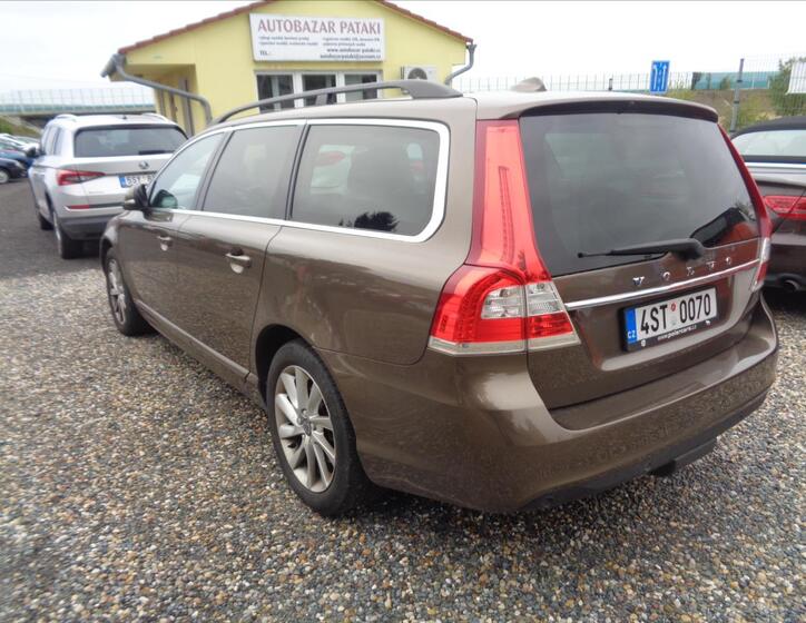 Volvo V70 6