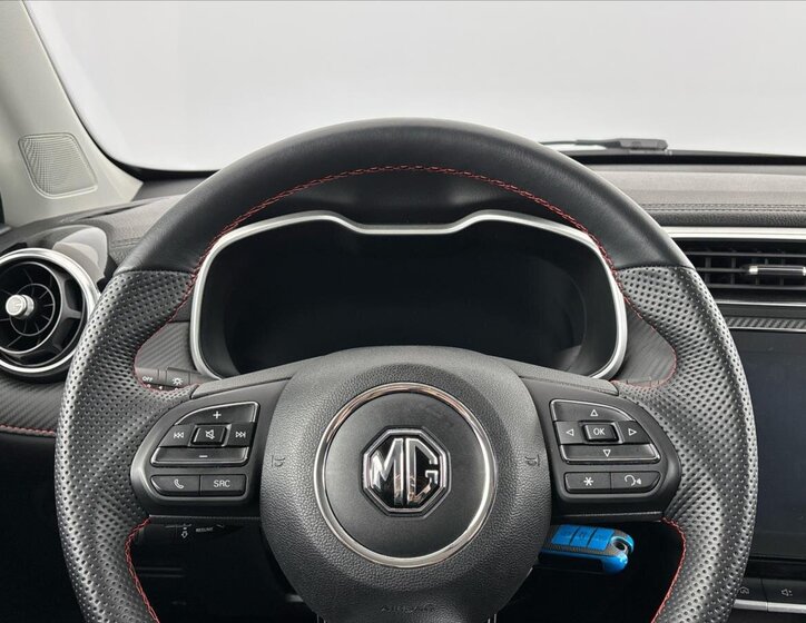 MG ZS SUV / Terénní 1,5 l 78 kw