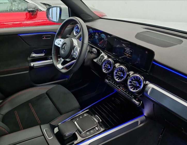 Mercedes-Benz GLB SUV 1,3 l 120 kw