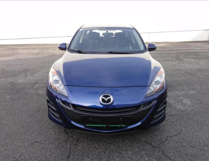 Mazda 3 1