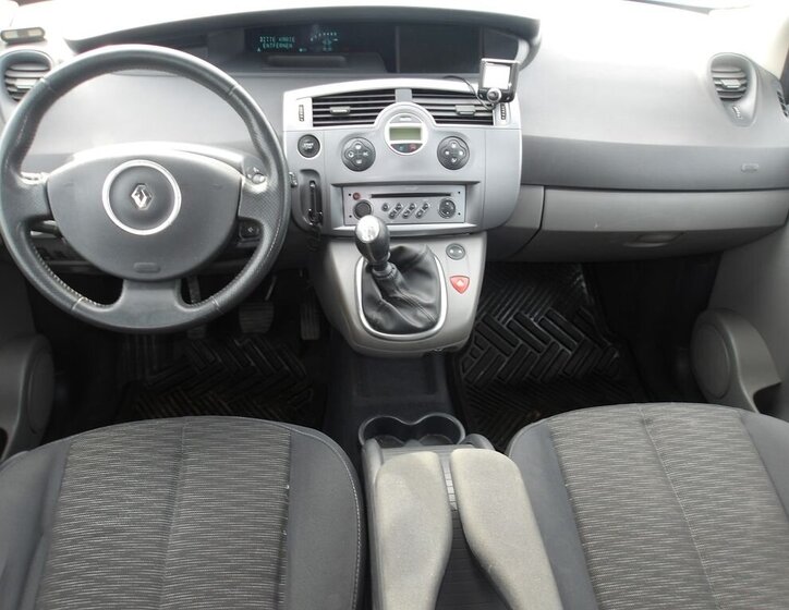 Renault Scénic Kombi 1,5 l 76 kw