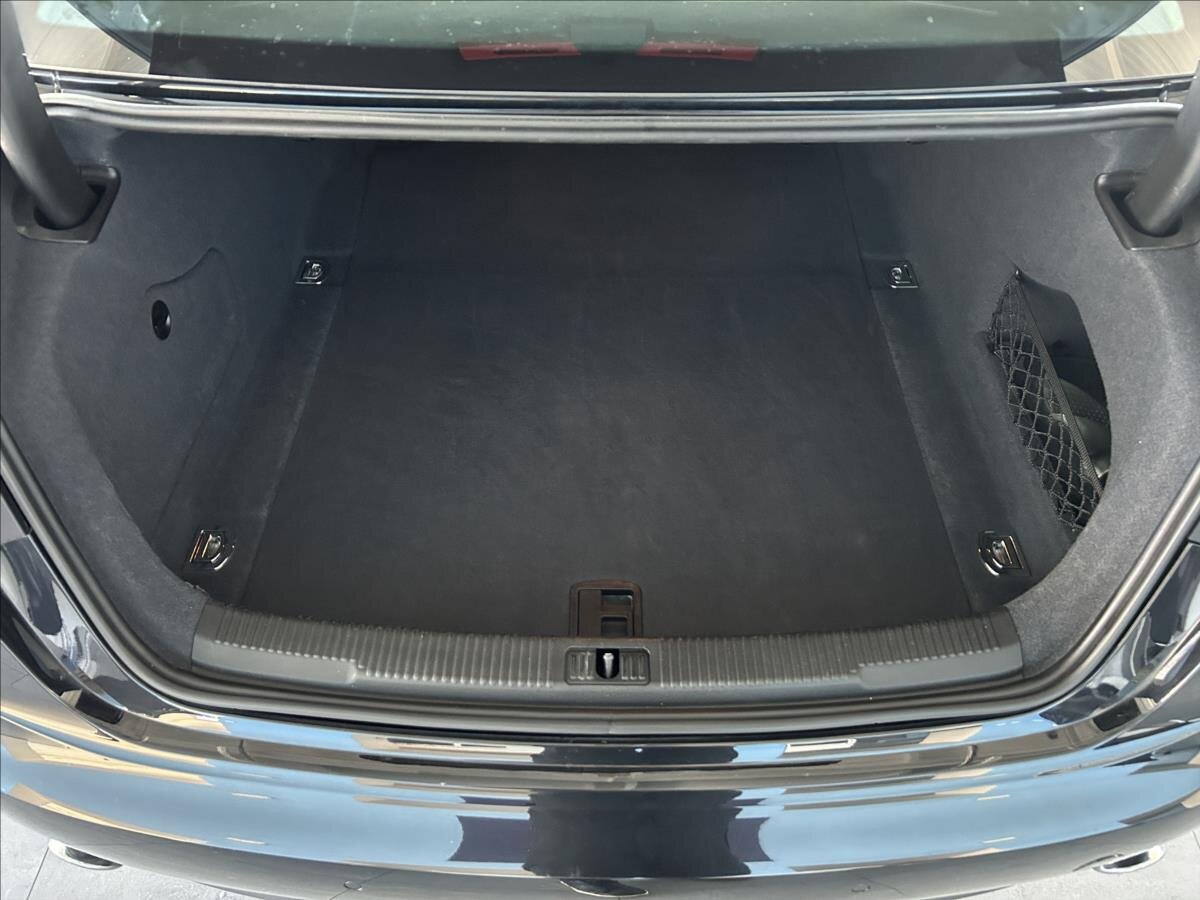 Audi A6 Sedan / Limuzína 3,0 l 230 kw