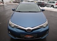Toyota Auris 7