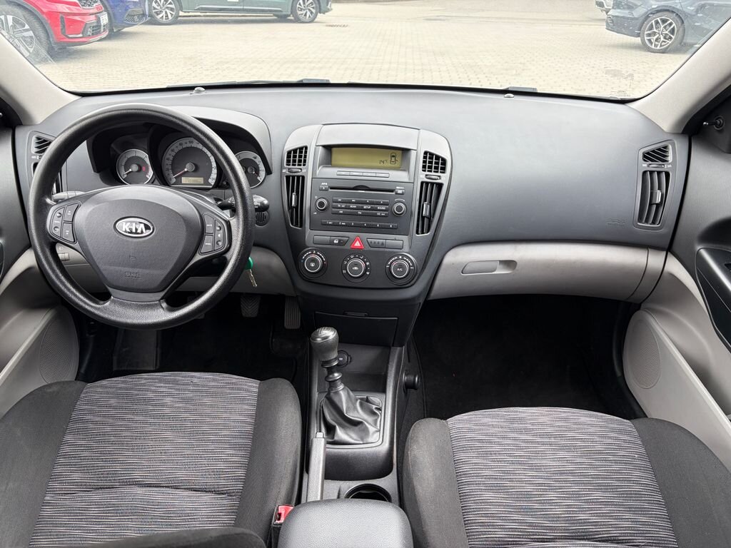 KIA Ceed Hatchback 1,6 l 84 kw