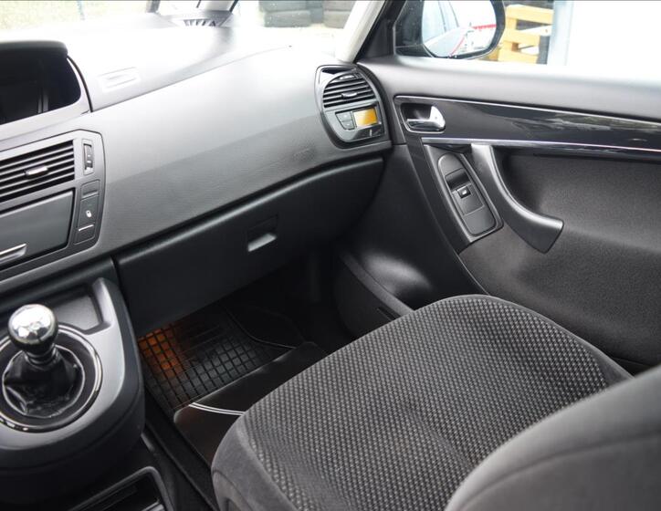 Citroën C4 Picasso 38