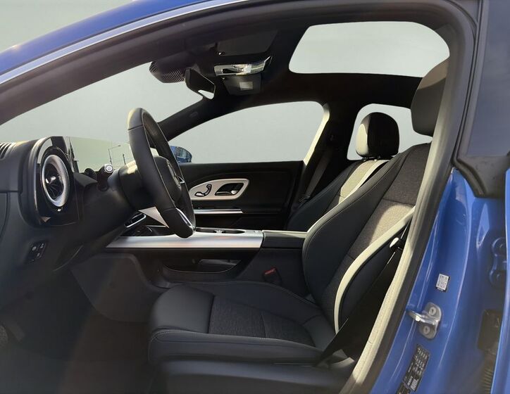 Mercedes-Benz CLA 13