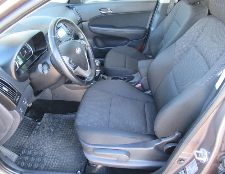 Hyundai i30 Hatchback 1,4 l 80 kw