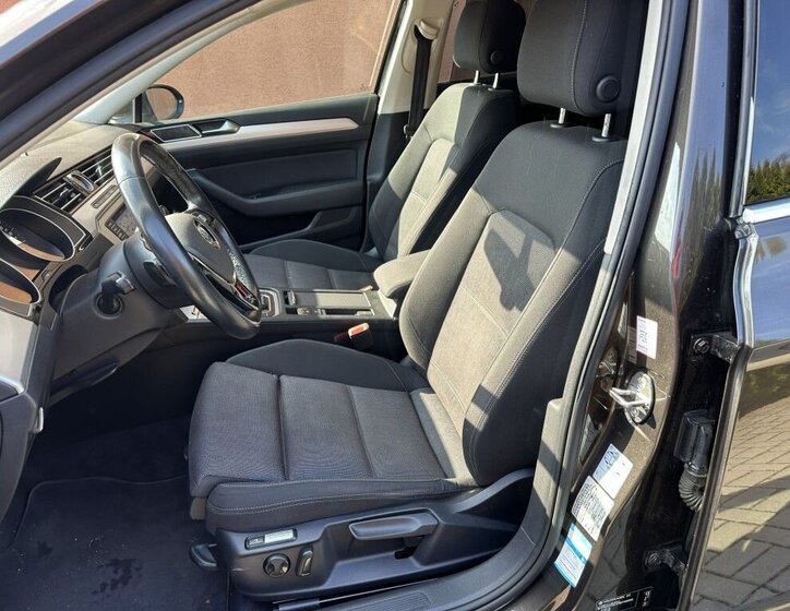 Volkswagen Passat Kombi 2,0 l 110 kw