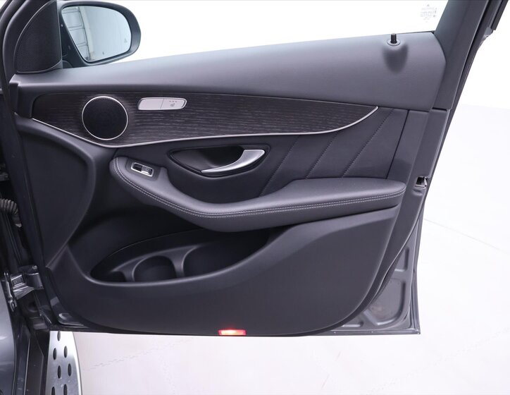 Mercedes-Benz GLC 14