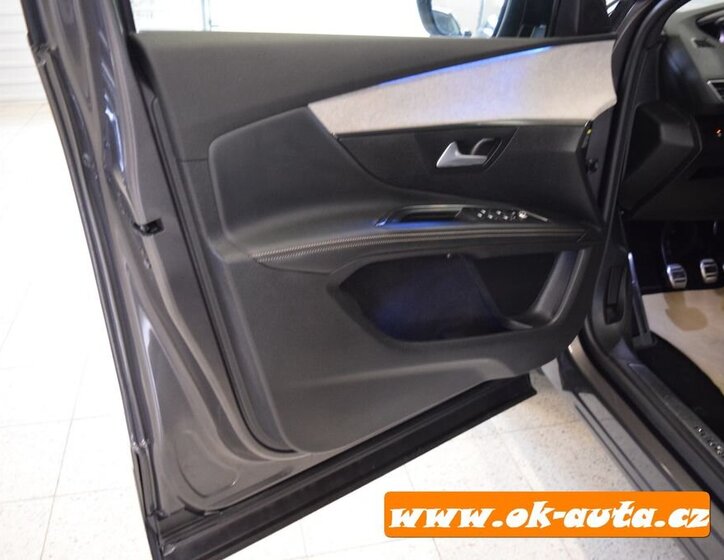 Peugeot 5008 MPV 1,5 l 96 kw