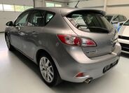 Mazda 3 4