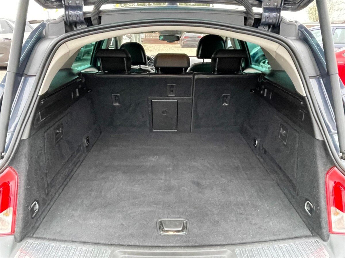 Opel Insignia Kombi 1,6 l 132 kw