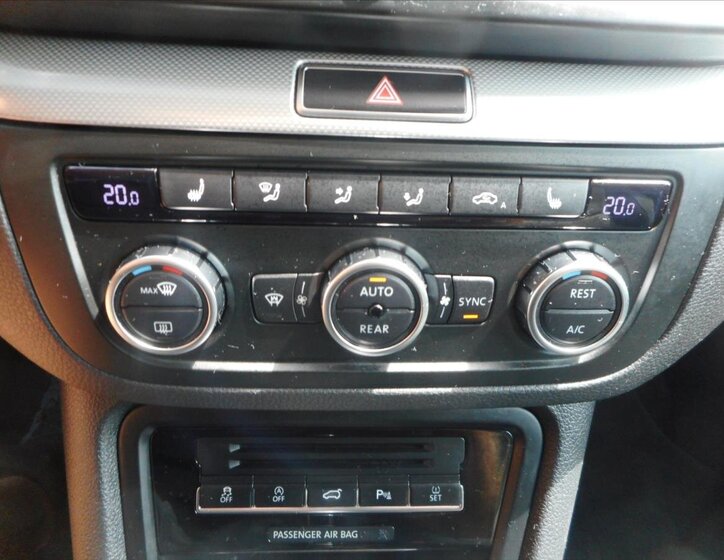 Volkswagen Sharan 16