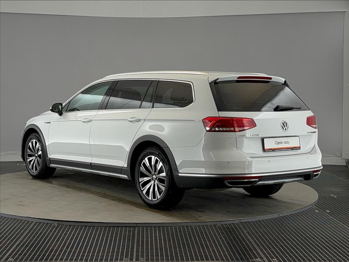 Volkswagen Passat Kombi 2,0 l 140 kw