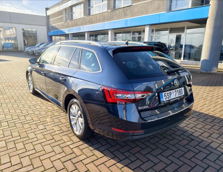 Škoda Superb Kombi 2,0 l 140 kw