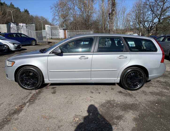 Volvo V50 Kombi 2,0 l 100 kw