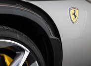 Ferrari Ostatní SUV / Terénní 6,5 l 529 kw