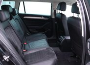Volkswagen Passat 13