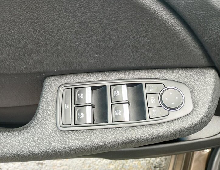 Renault Clio Hatchback 1,6 l 67 kw