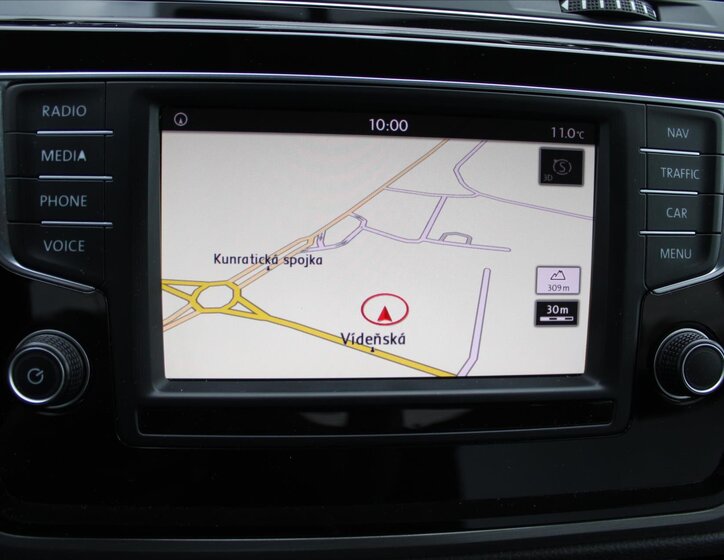 Volkswagen Touran 20