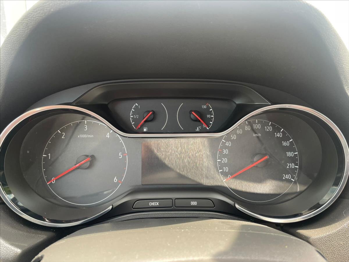 Opel Grandland X SUV / Terénní 2,0 l 130 kw