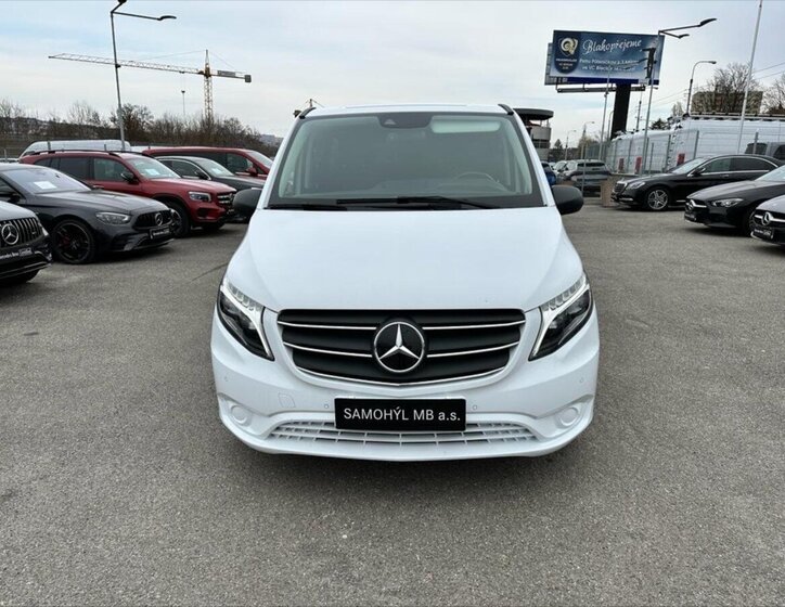 Mercedes-Benz Vito 1