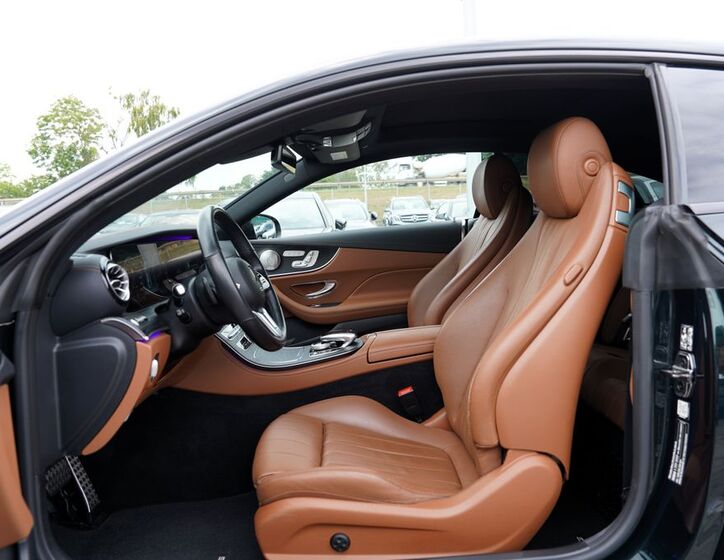 Mercedes-Benz Třídy E 21