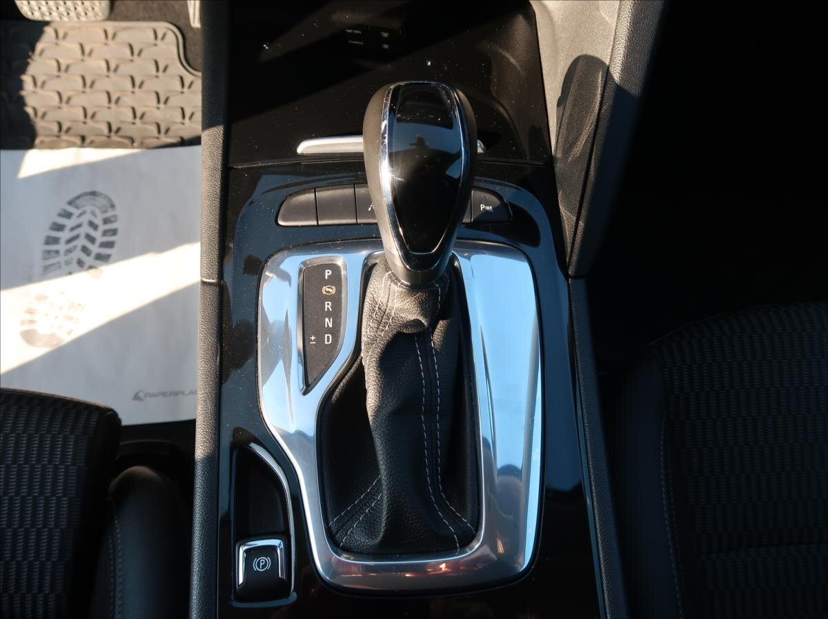 Opel Insignia Kombi 2,0 l 125 kw