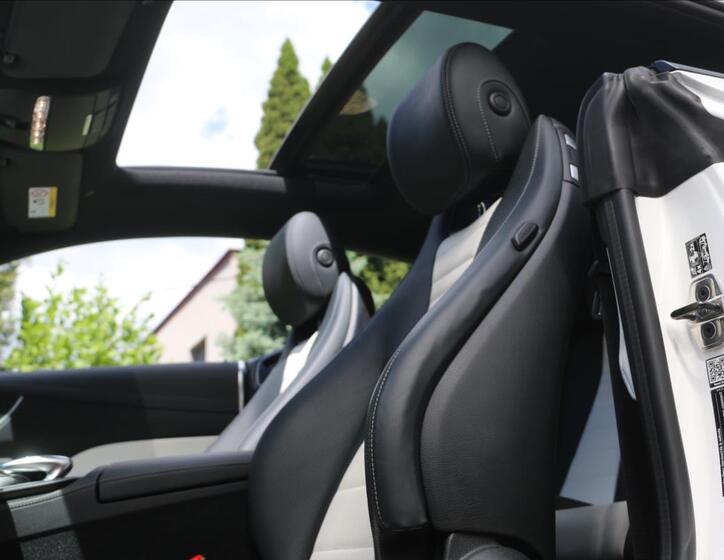 Mercedes-Benz Třídy E 21