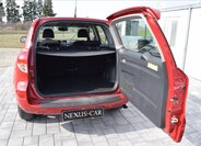 Toyota RAV4 SUV / Terénní 2,2 l 100 kw