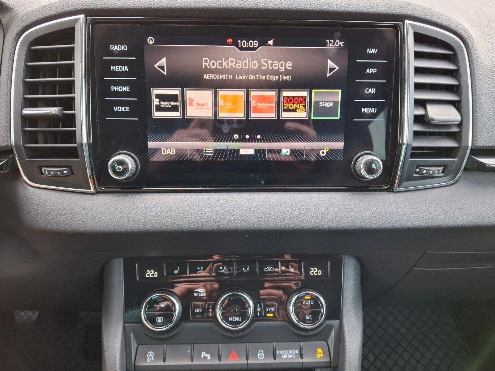 Škoda Karoq SUV / Terénní 1,5 l 110 kw