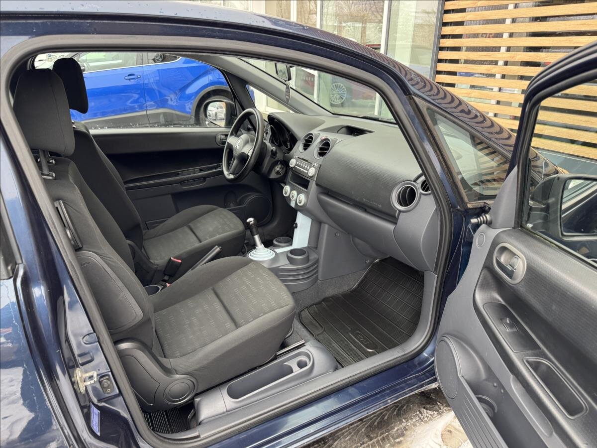 Mitsubishi Colt Hatchback 1,1 l 55 kw