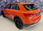 Audi Q3 5
