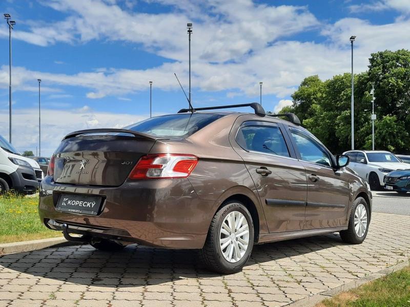 Peugeot 301