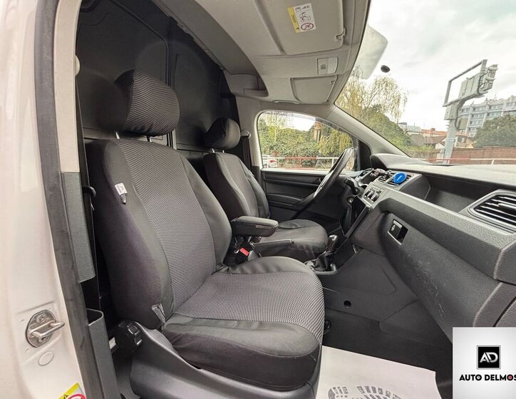 Volkswagen Caddy Skříň 2,0 l 75 kw