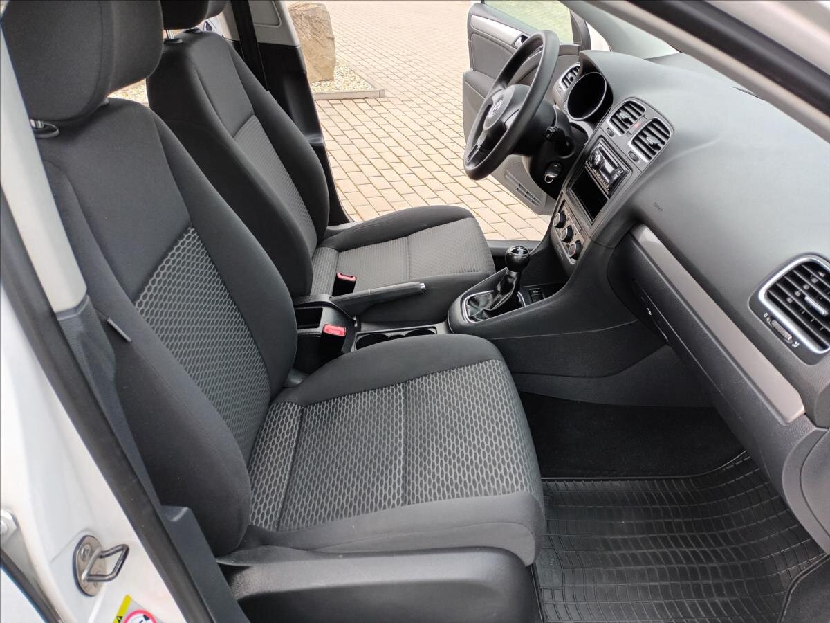 Volkswagen Golf Hatchback 1,4 l 59 kw