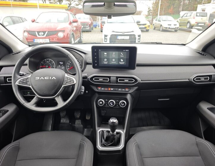 Dacia Sandero Hatchback 999,0 67 kw