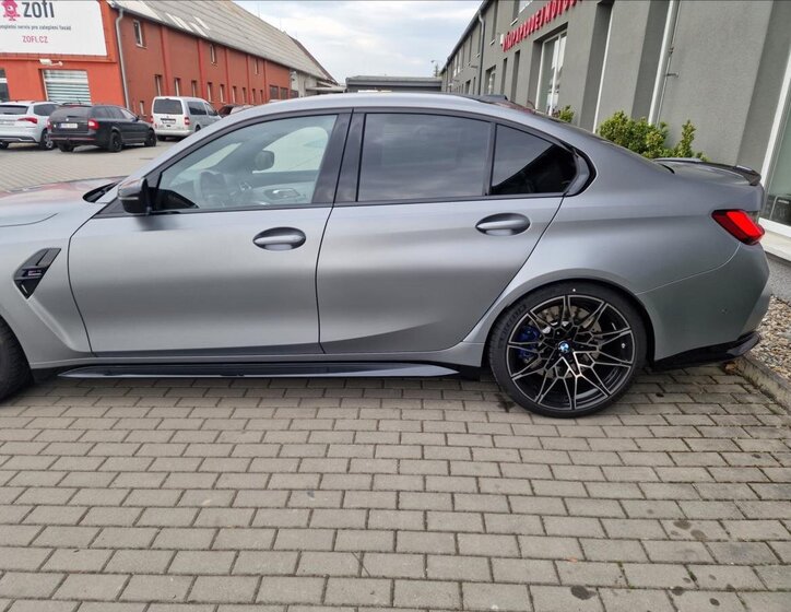 BMW M3 Sedan / Limuzína 3,0 l 390 kw