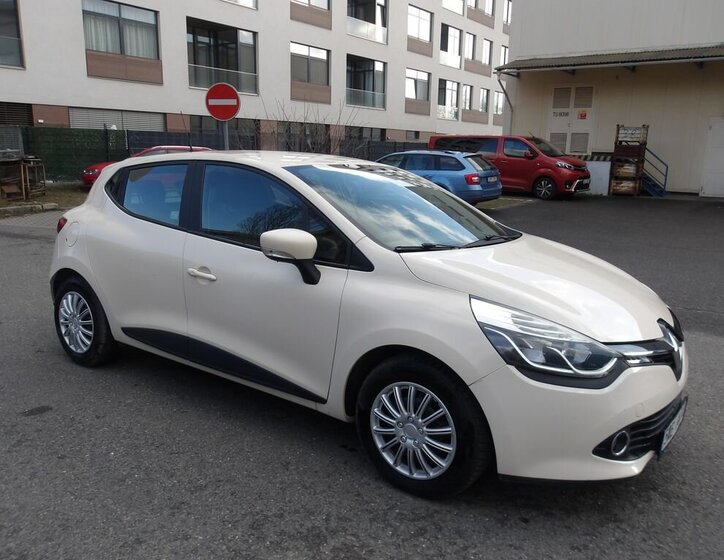 Renault Clio Hatchback 1,1 l 54 kw
