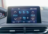 Peugeot 3008 SUV 1,2 l 96 kw