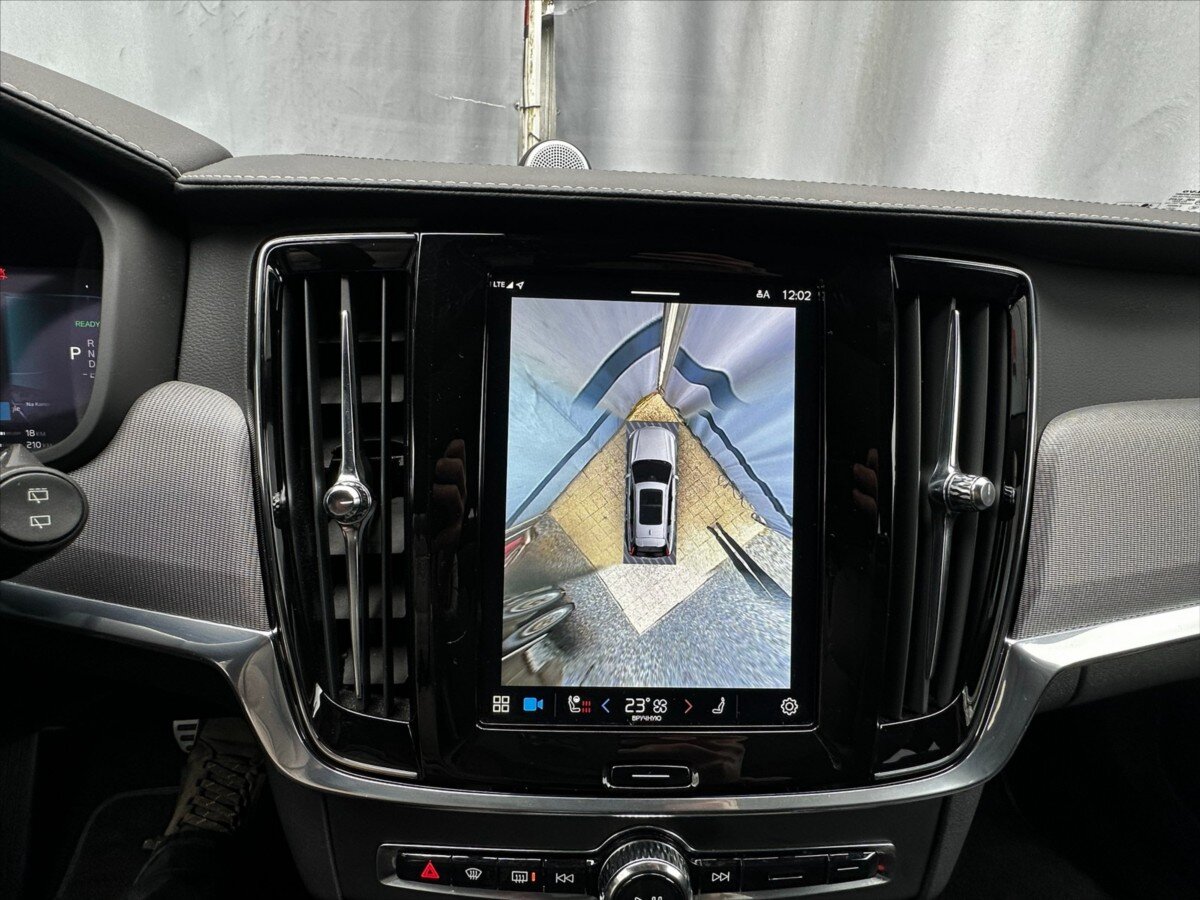 Volvo V90 Kombi 2,0 l 186 kw