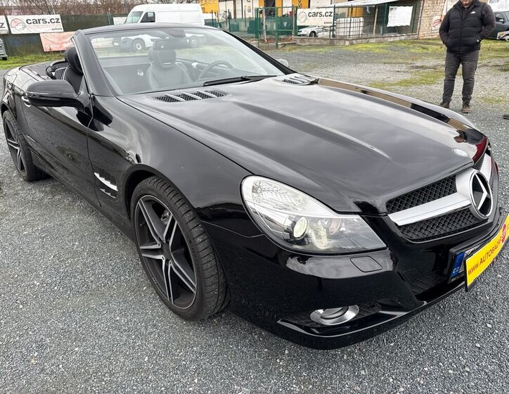 Mercedes-Benz SL 24