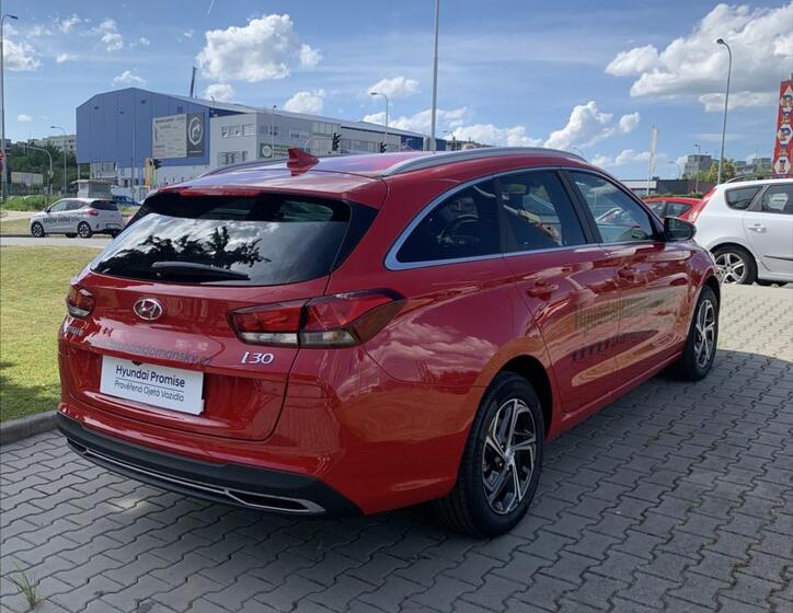 Hyundai i30 6