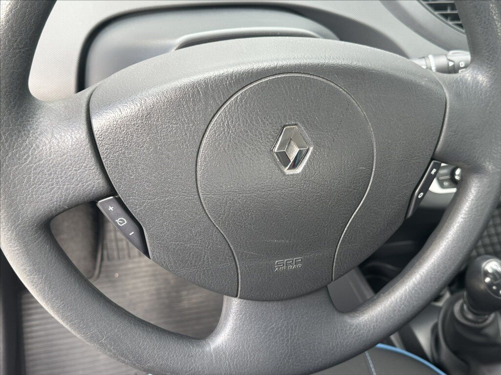 Renault Twingo Hatchback 1,1 l 55 kw