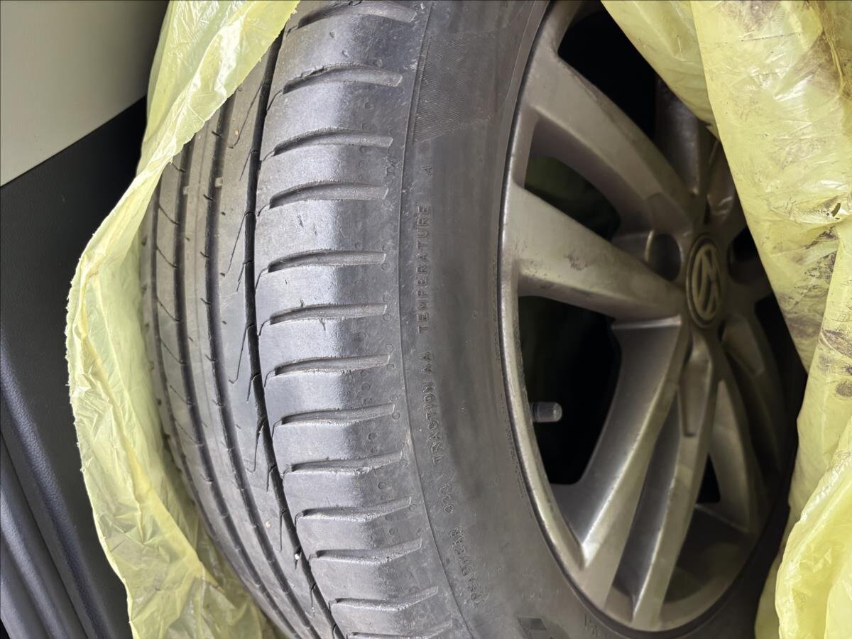 Volkswagen Touran MPV 1,5 l 110 kw