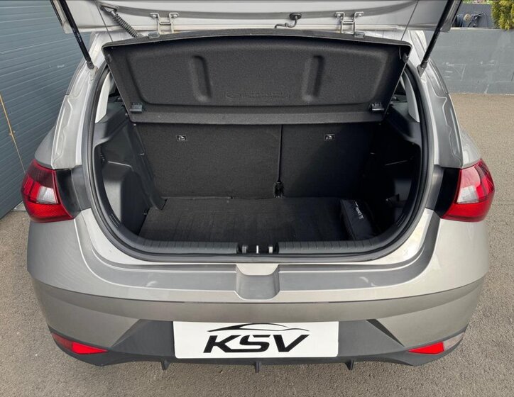 Hyundai i20 Hatchback 1,2 l 61 kw