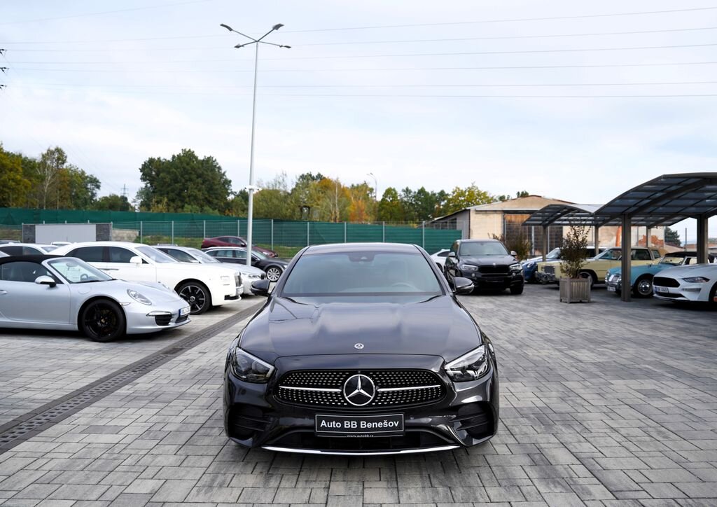 Mercedes-Benz Třídy E Sedan 2,0 l 145 kw
