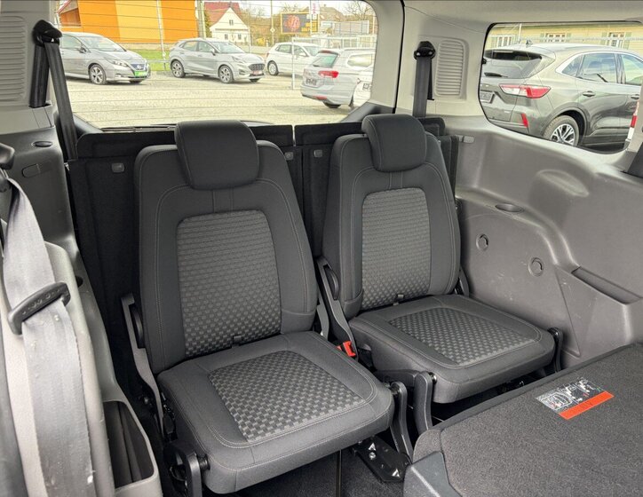 Ford Tourneo Connect Kombi 1,5 l 88 kw