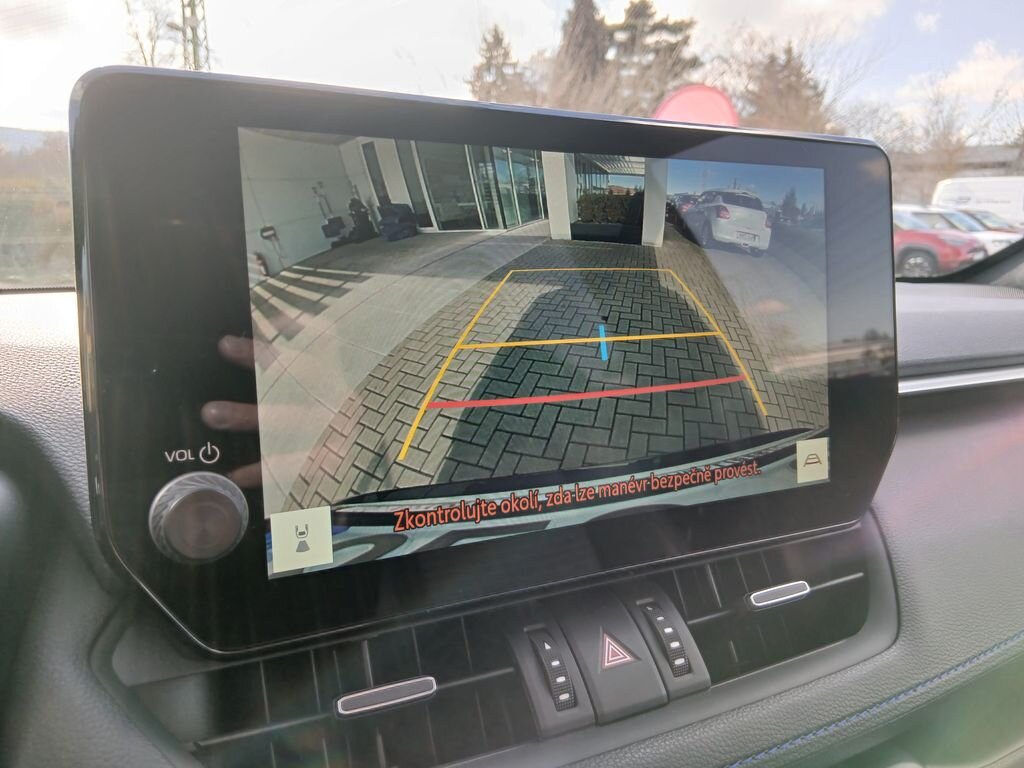 Toyota RAV4 SUV / Terénní 2,5 l 131 kw